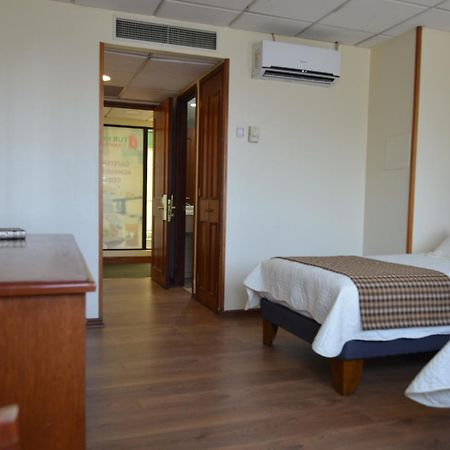 Tur Hotel Сантьяго Экстерьер фото