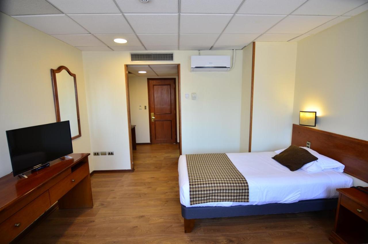 Tur Hotel Сантьяго Экстерьер фото