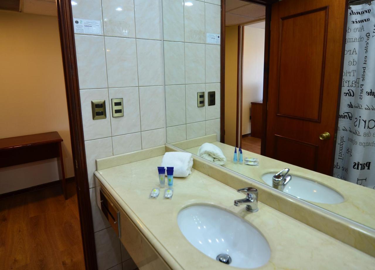 Tur Hotel Сантьяго Экстерьер фото